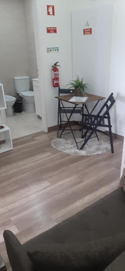 Minimalist Apartment Located Near Belem Lisboa 外观 照片